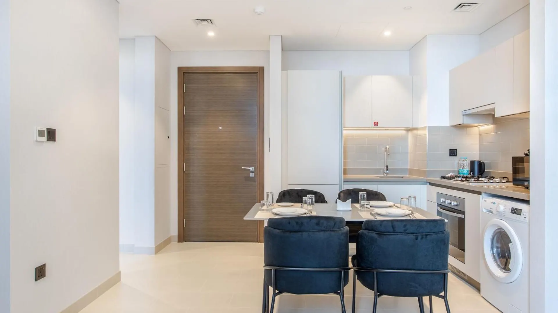 Stay By Latinem Luxury 2Br Holiday Home Cv A2714 Near Dubai Mall דירה